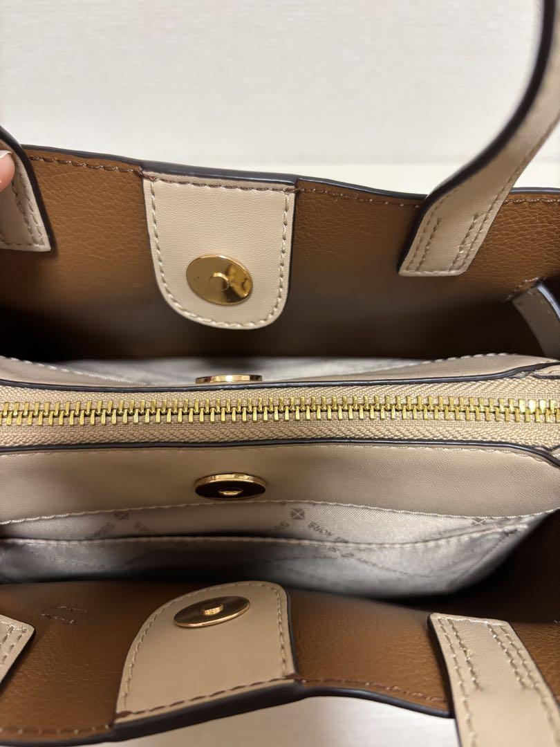 半額以下で買えるクーポン特集 公式 レザー ベージュ KORS MICHAEL - ストアファッション バッグ