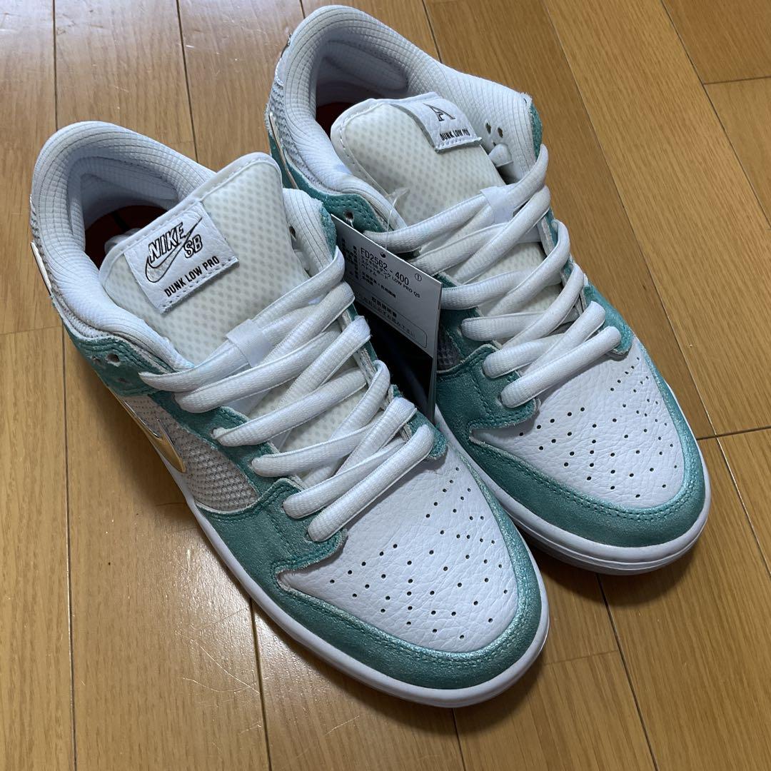 スケートボード APRIL Nike sb Dunk Low Pro