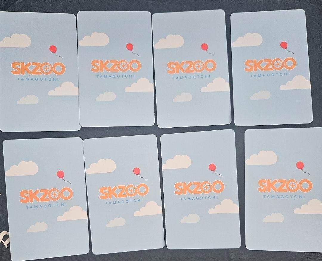 ☆トレカ8枚付☆スキズ SKZOO たまごっち フォクシニー スキズ