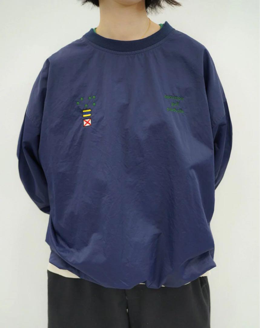 common gull products ささやかな彩りのナイロンプルオーバー