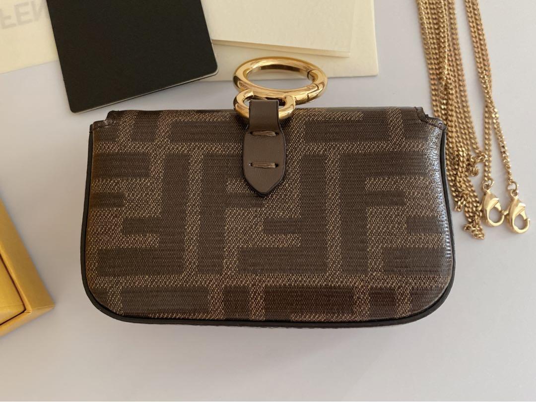FENDI ナノバケット チャーム ブラウン ビーズ ズッカ柄 FENDI ナノバケット チャーム ブラウン ビーズ ズッカ柄