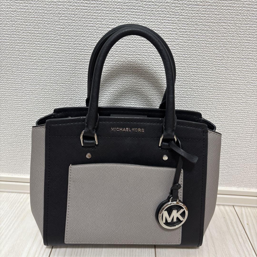 MICHAEL KORS ハンドバッグ値下げ中‼️ 値下げ中！！】MICHAEL KORS ハンドバック - メルカリ