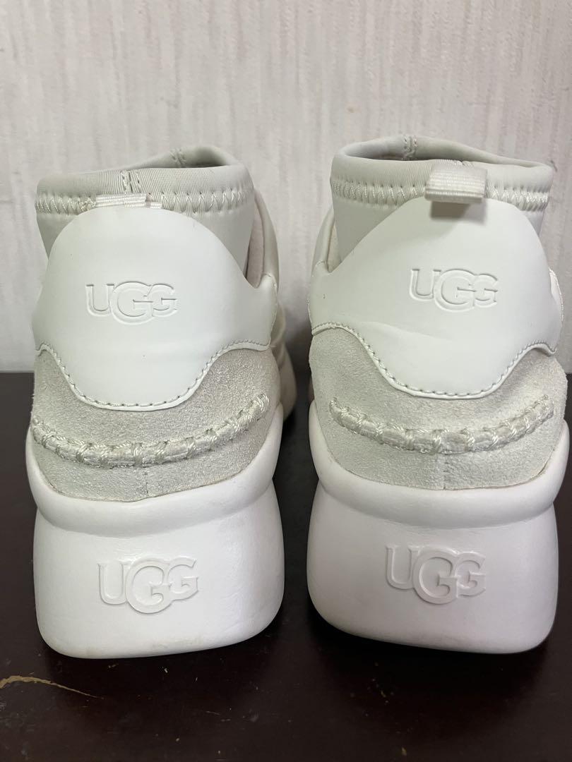 UGG スリッポンスニーカー ホワイト UGG ホワイト スリッポンスニーカー安く 買う