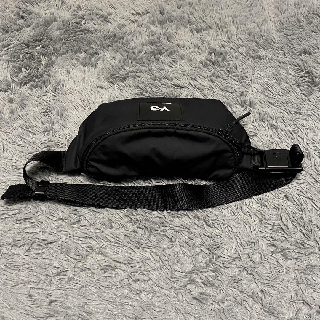 Y-3 スクエアロゴ ショルダーバッグ ボディバッグ ウエストポーチ Y-3 スクエアロゴ ショルダーバッグ ボディバッグ ウエストポーチ