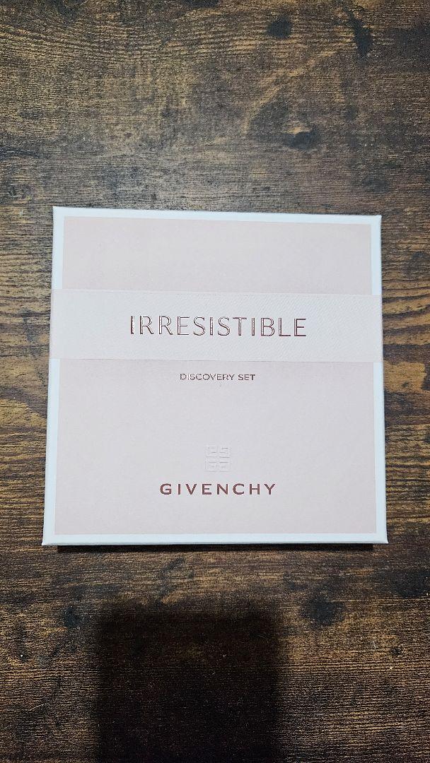 ジバンシー イレジスティブル ディスカバリー セット　GIVENCHY 香水