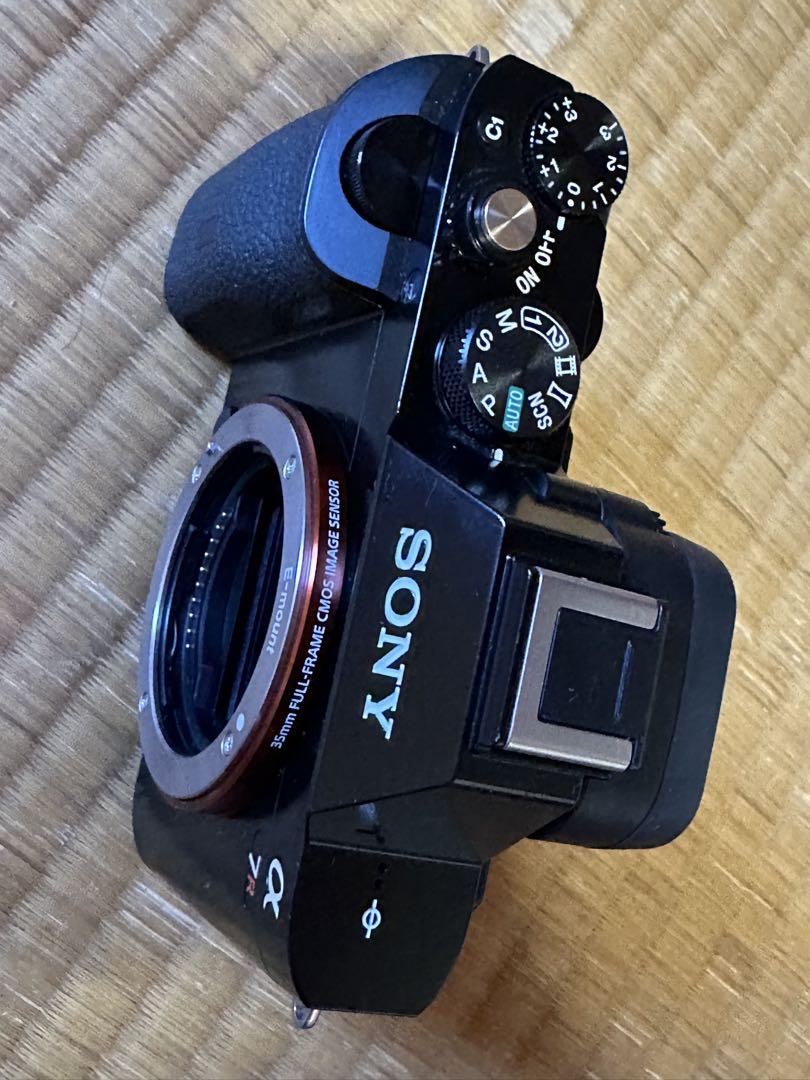SONY ILCE−7R ILCE-7R 、レンズ、バッテリー付 Amazon | ソニー SONY ミラーレス一眼 α7R ボディ ILCE-7R