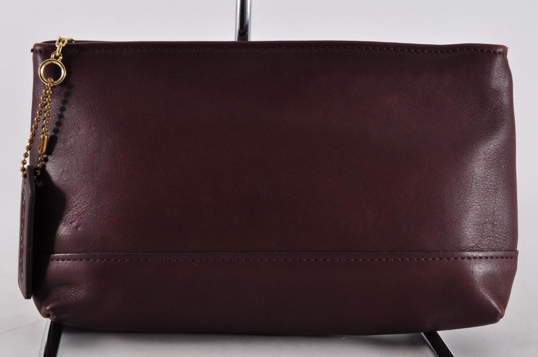 未使用 COACH オールドコーチ ポーチ 小物入れ レザー 革 ブラウン 茶色