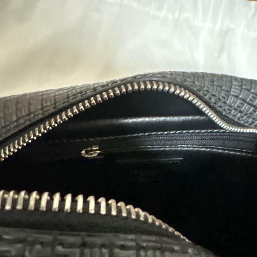 SERAPIAN STEPAN製洗面具用ポーチ