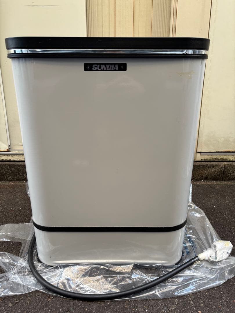 オイルタンク サンダイヤ KS2-50N 45ℓ目立った傷や汚れなし