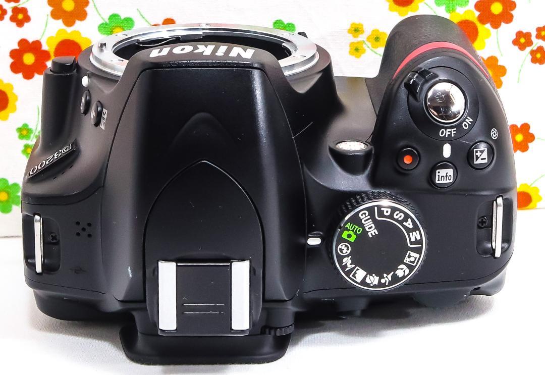 Nikon ニコン D3200☆高画質一眼レフ☆初心者オススメ☆手振れ補正付き
