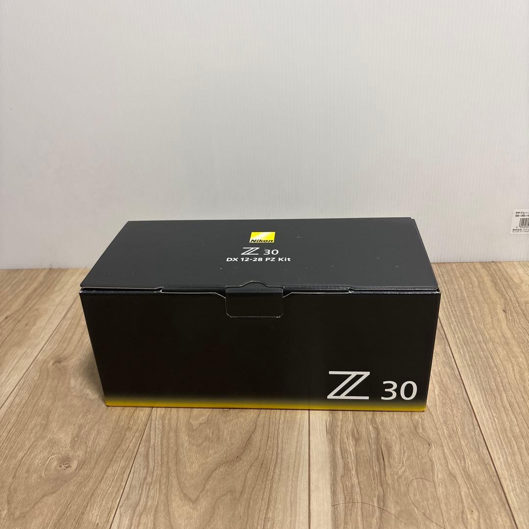 ニコン Nikon Z 30 ボディ（※レンズ別売り） 【未使用・キット化粧箱】