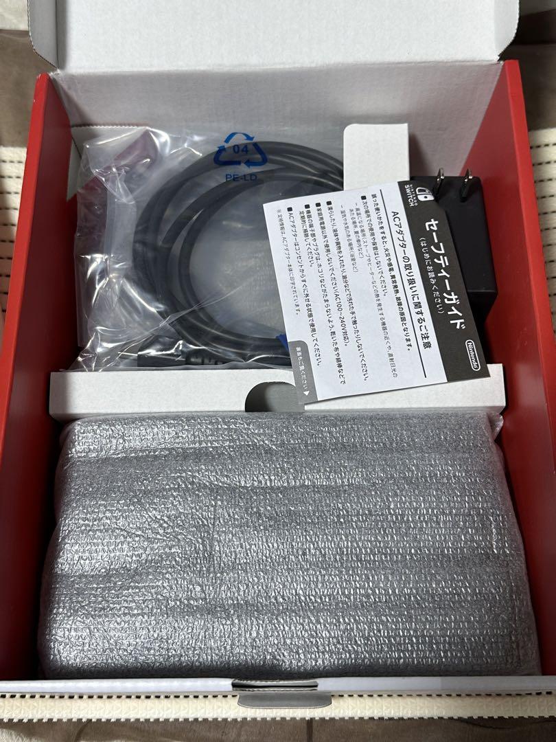 ニンテンドー Switch 有機ELモデル