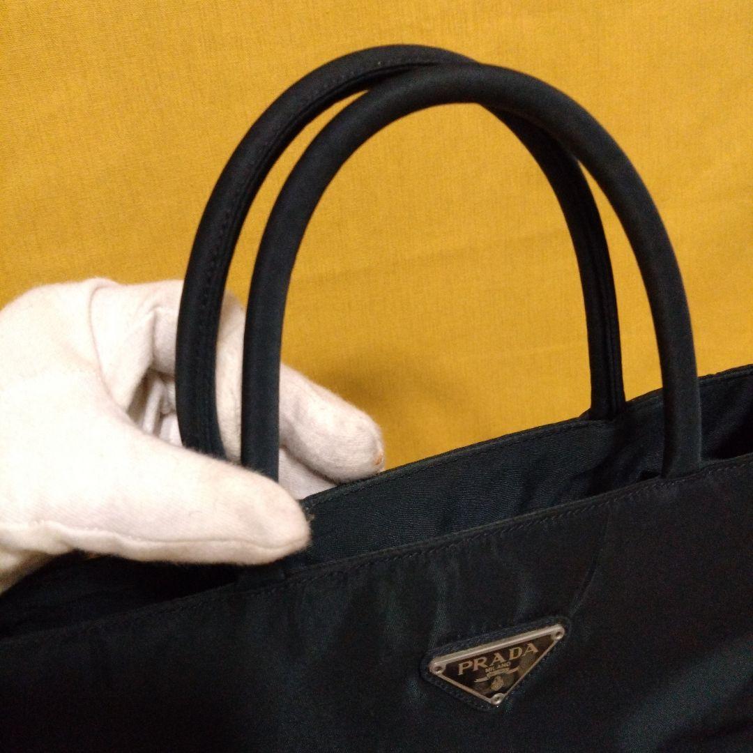 PRADA ブラック ナイロントートバッグ