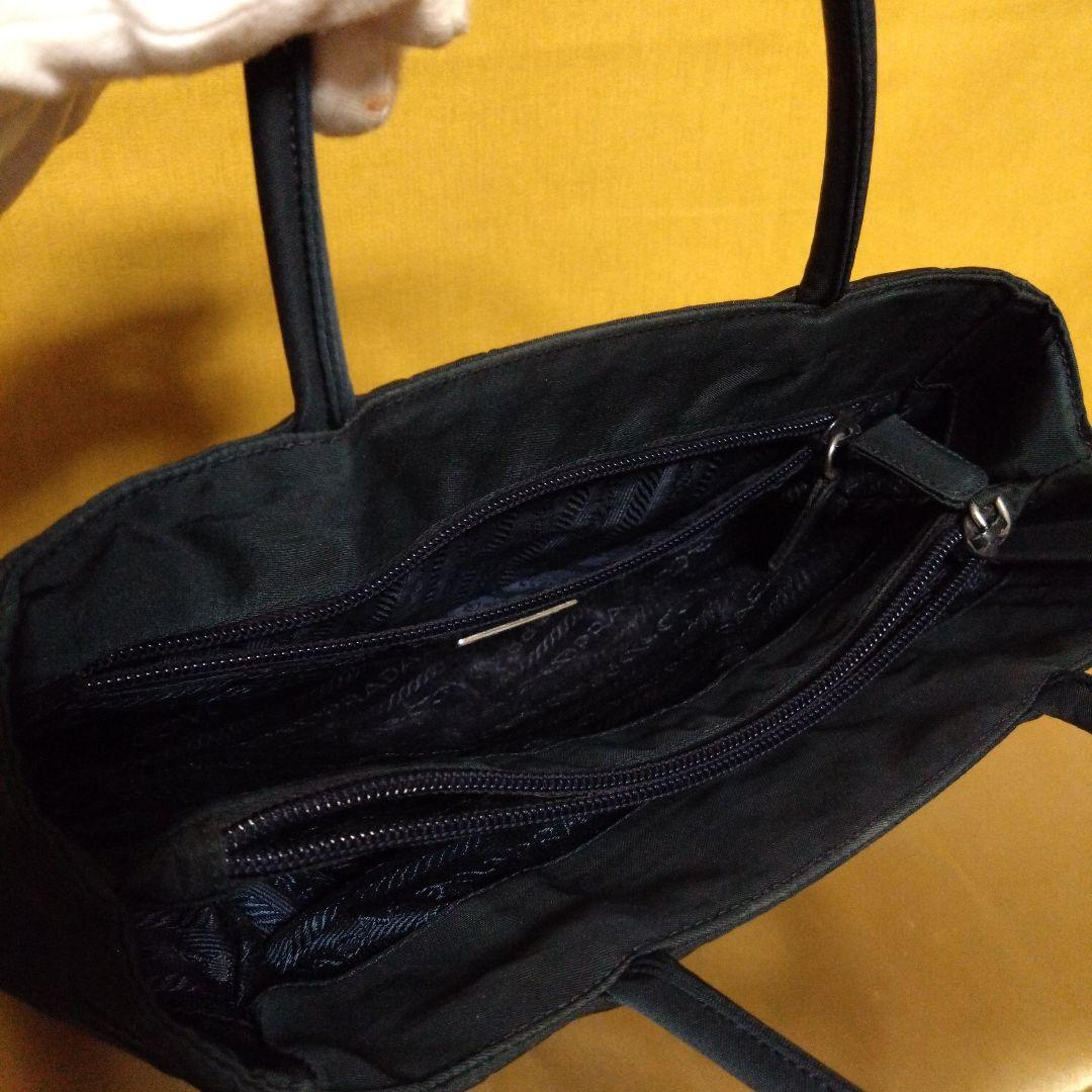 PRADA ブラック ナイロントートバッグ