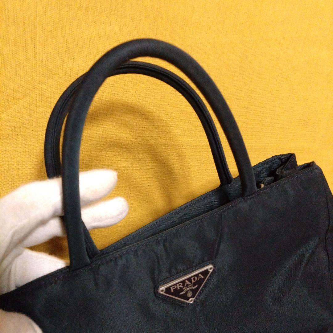 PRADA ブラック ナイロントートバッグ