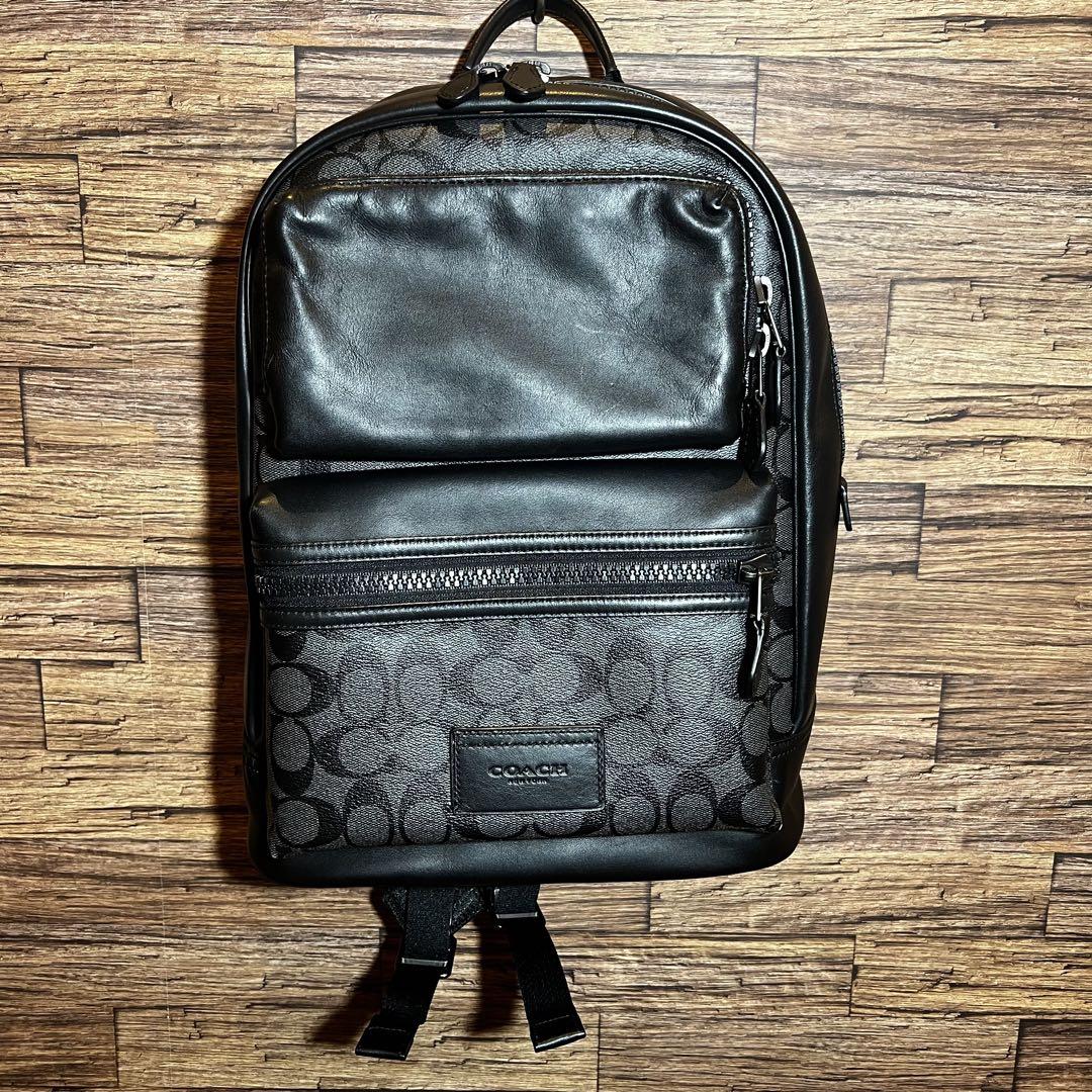 COACH シグネチャー