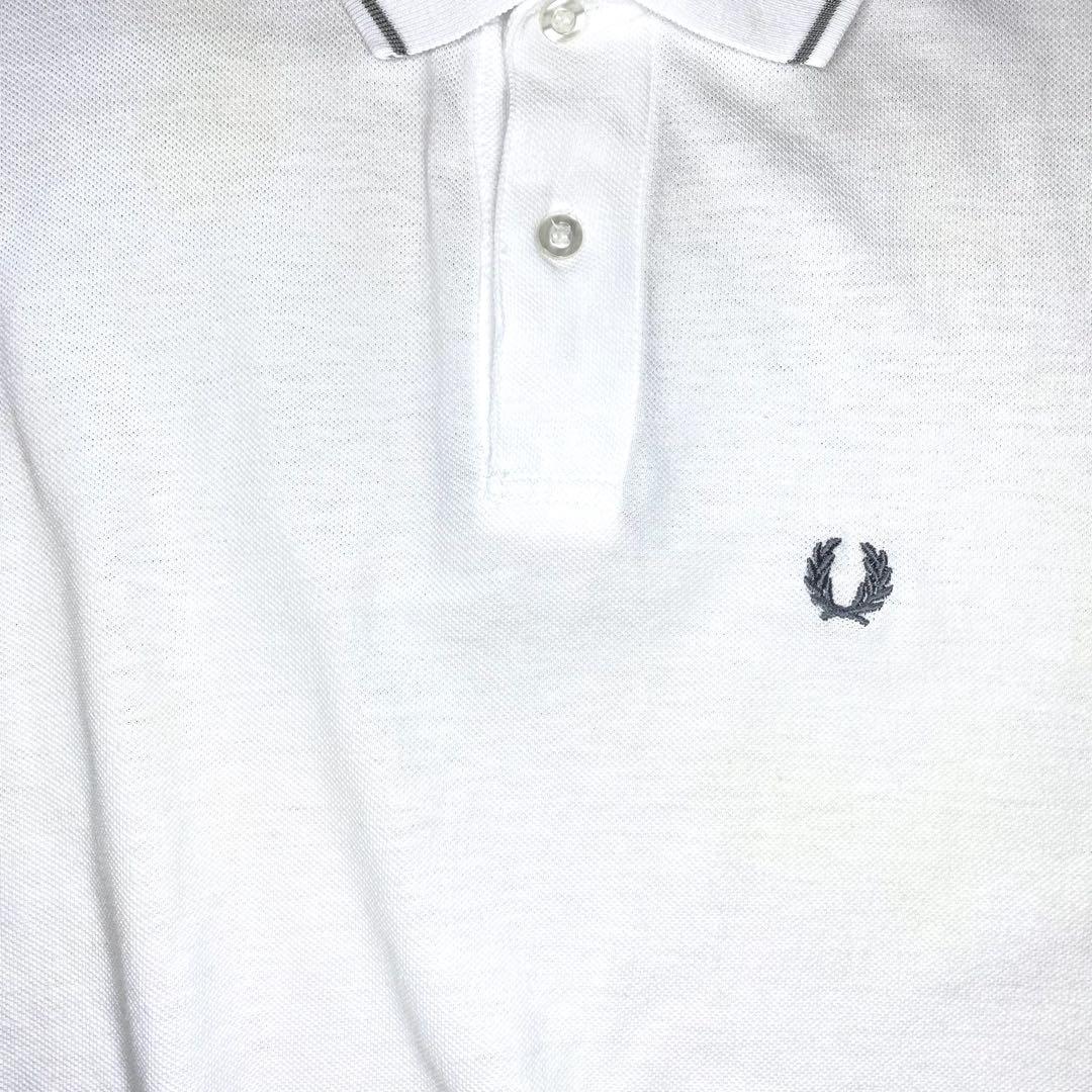 FRED PERRY ポロシャツ ティップライン 月桂樹 刺繍ロゴ 水色 M 入手困難 英国製 UK製 フレッドペリー 刺繍ロゴ 月桂樹 M12