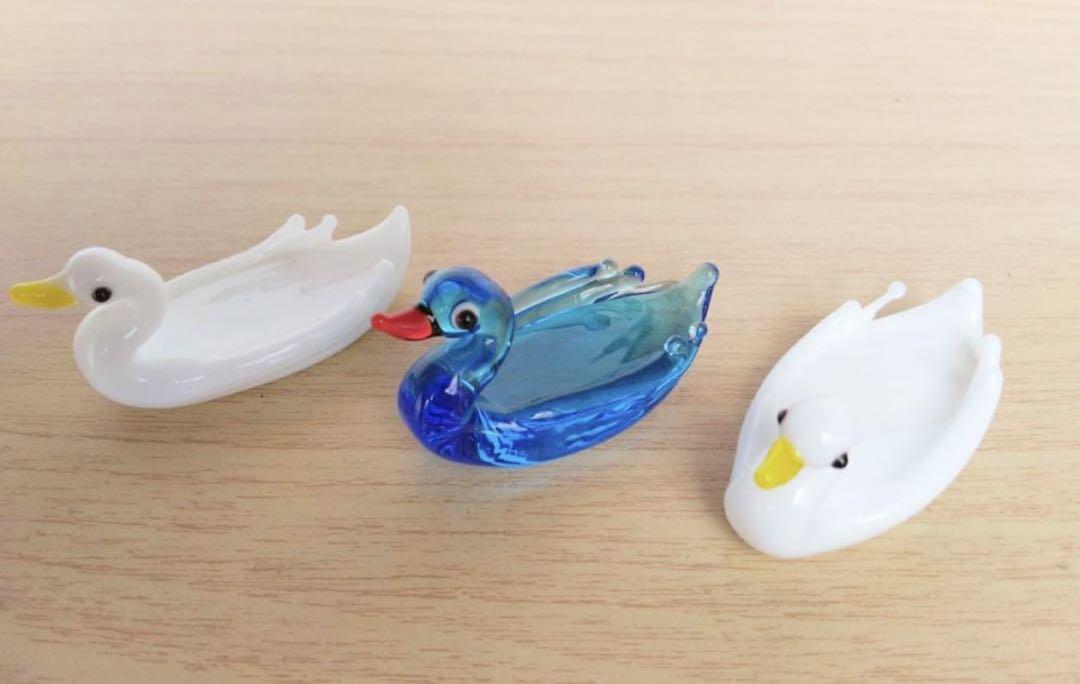 【新品】ガラスの小鳥の箸置き(3つ)