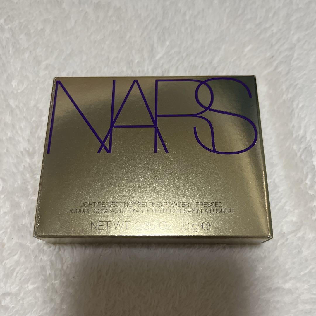 NARS ゴールドダスト ライトリフレクティング セッティングパウダー