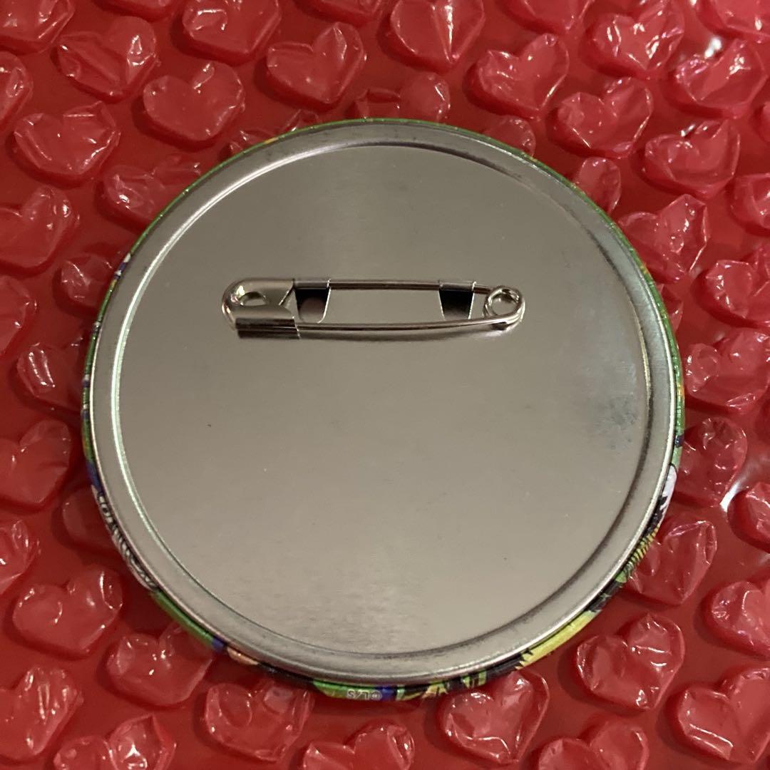 ジョジョの奇妙な冒険 缶バッジ2個セット