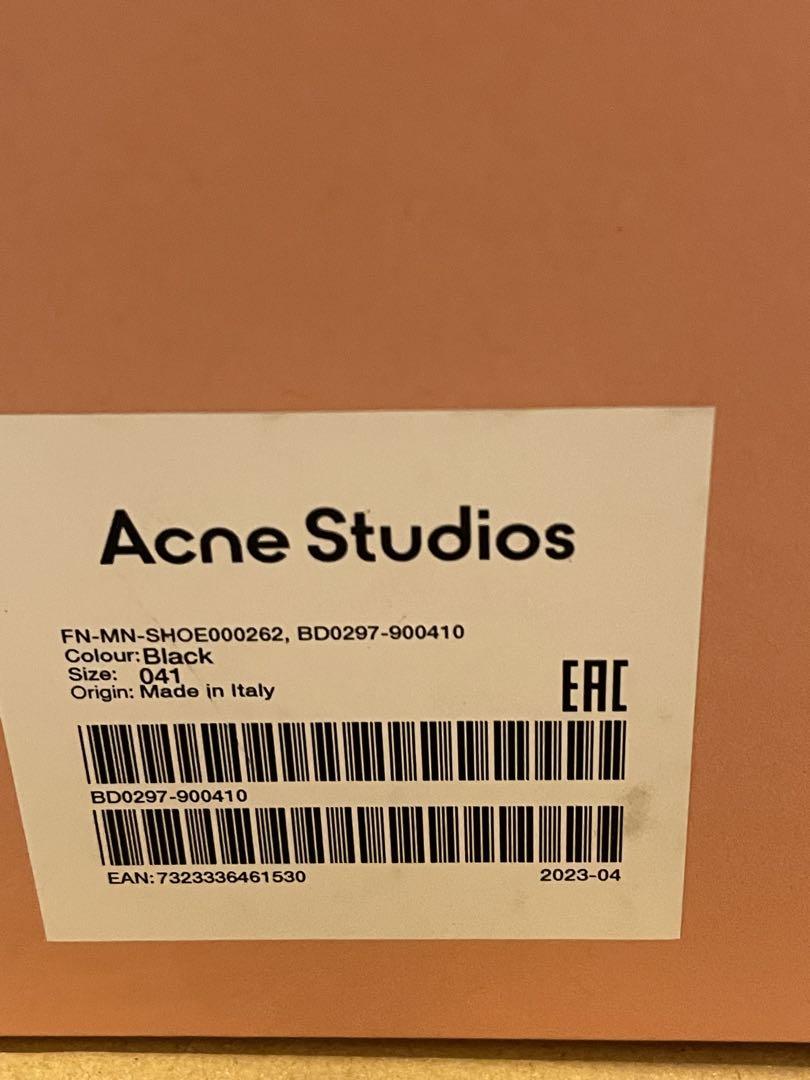 ショッピング買付 Acne Studios ブラック グロッシー レザーブーツ