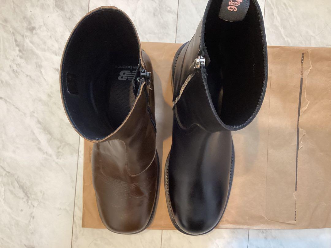 Acne Studios ブラック グロッシー レザーブーツ