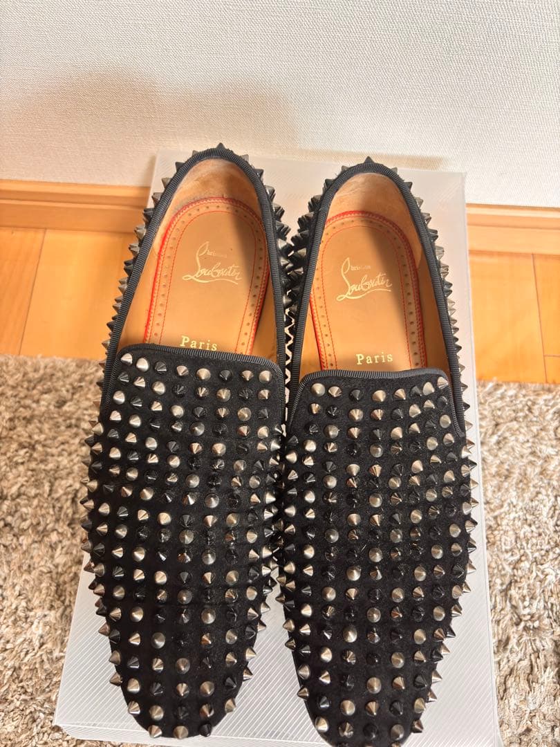 Christian Louboutin スタッズローファー