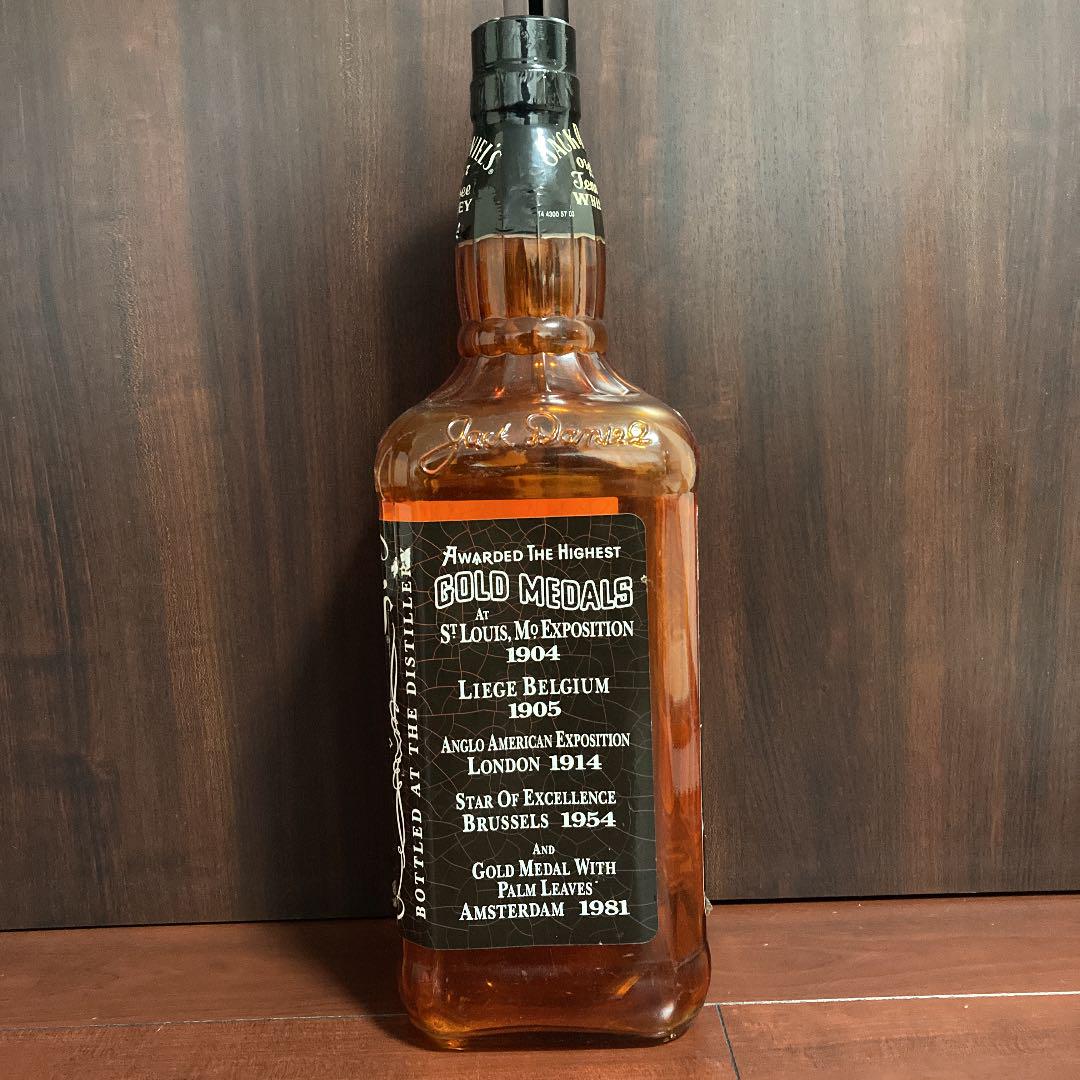 超特大JACK DANIEL’S Old No.7 空き瓶　超特大 超巨大 超特大 ジャックダニエル／JACKDANIEL'S ボトル