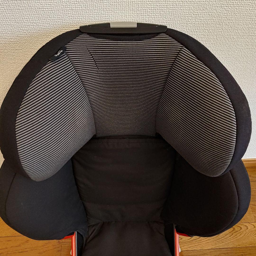 ブラック