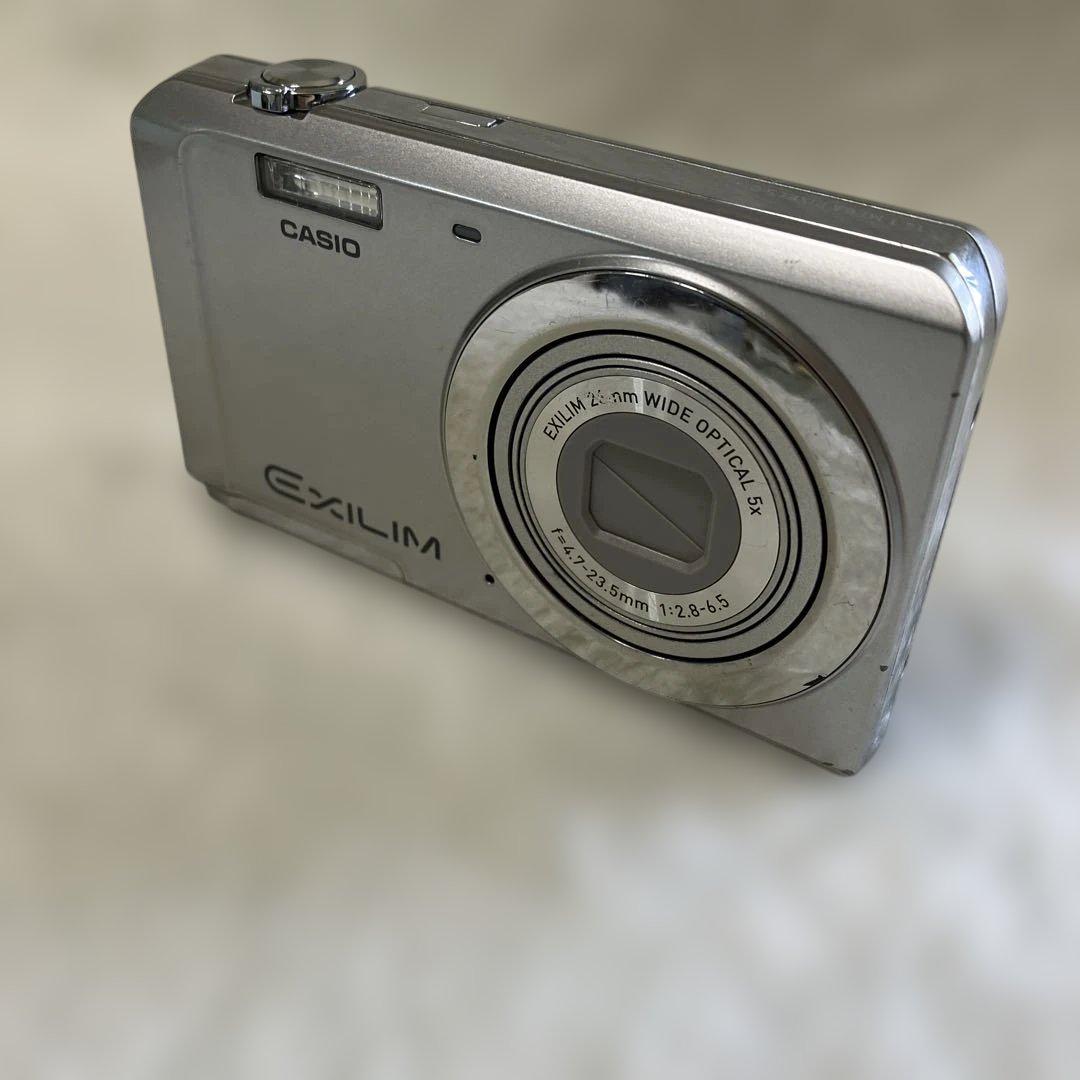 【美品】CASIO EXILIM EX-Z880 シルバー EX-Z880 - デジタルカメラ - CASIO