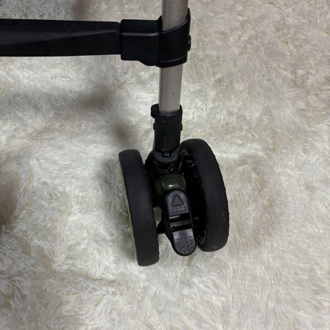 コンビ　上位モデル　ディアクラッセ エッグショック 　シャトーグレー