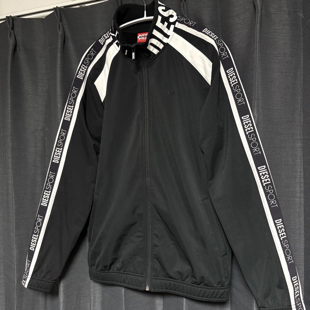 極美品【DISEL】　トラックジャケット　ジャージ