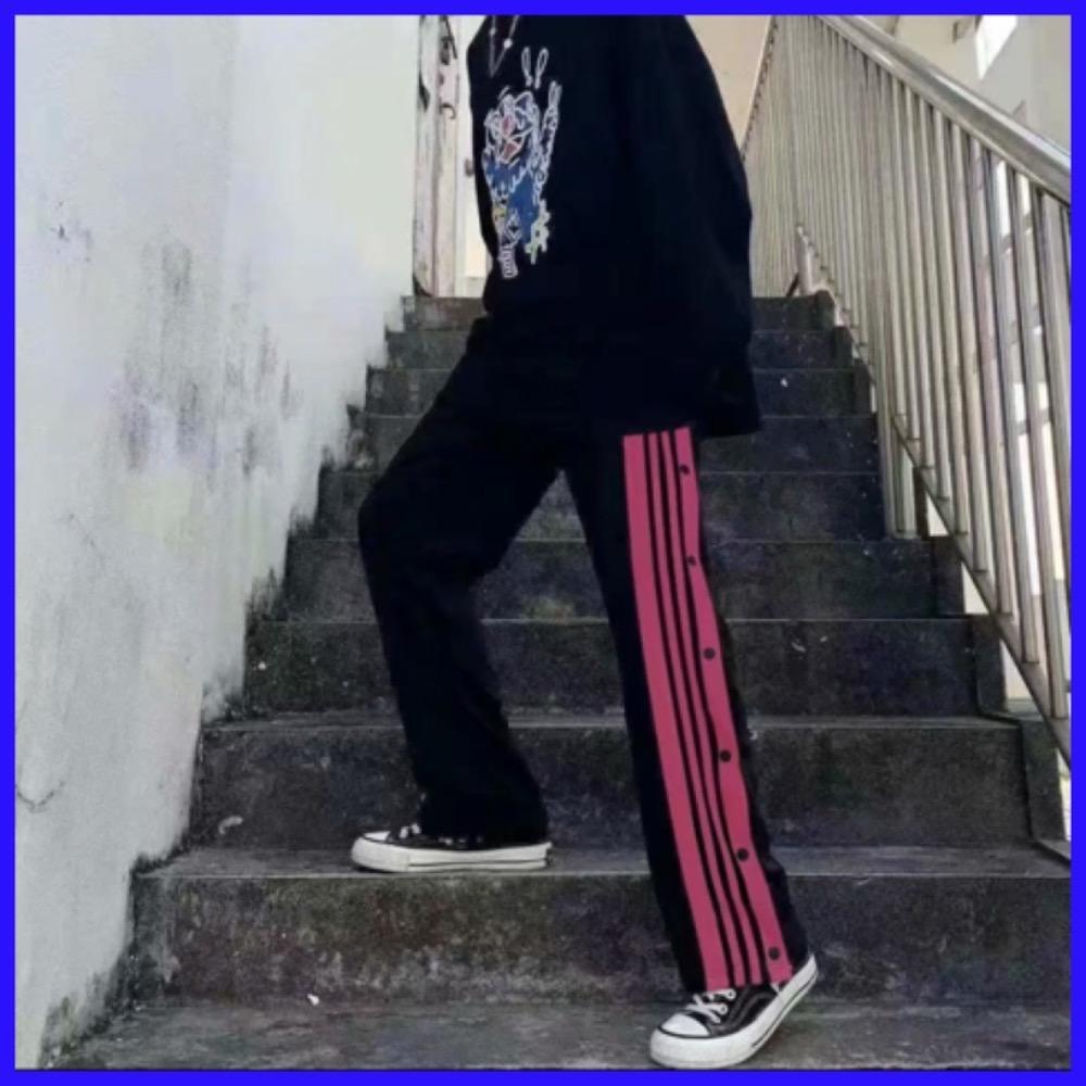 ワイドパンツ ピンクライン サイドボタン イージー メンズ レディース L - メルカリ ワイドパンツ ピンクライン サイドボタン イージー メンズ レディース L - メルカリ