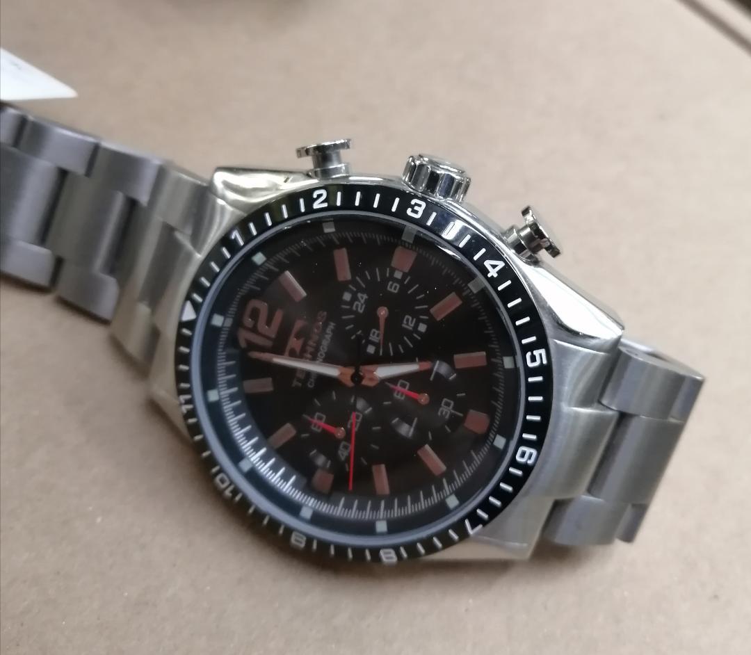 テクノス　Ｔ−1019 　メンズ腕時計　中古品