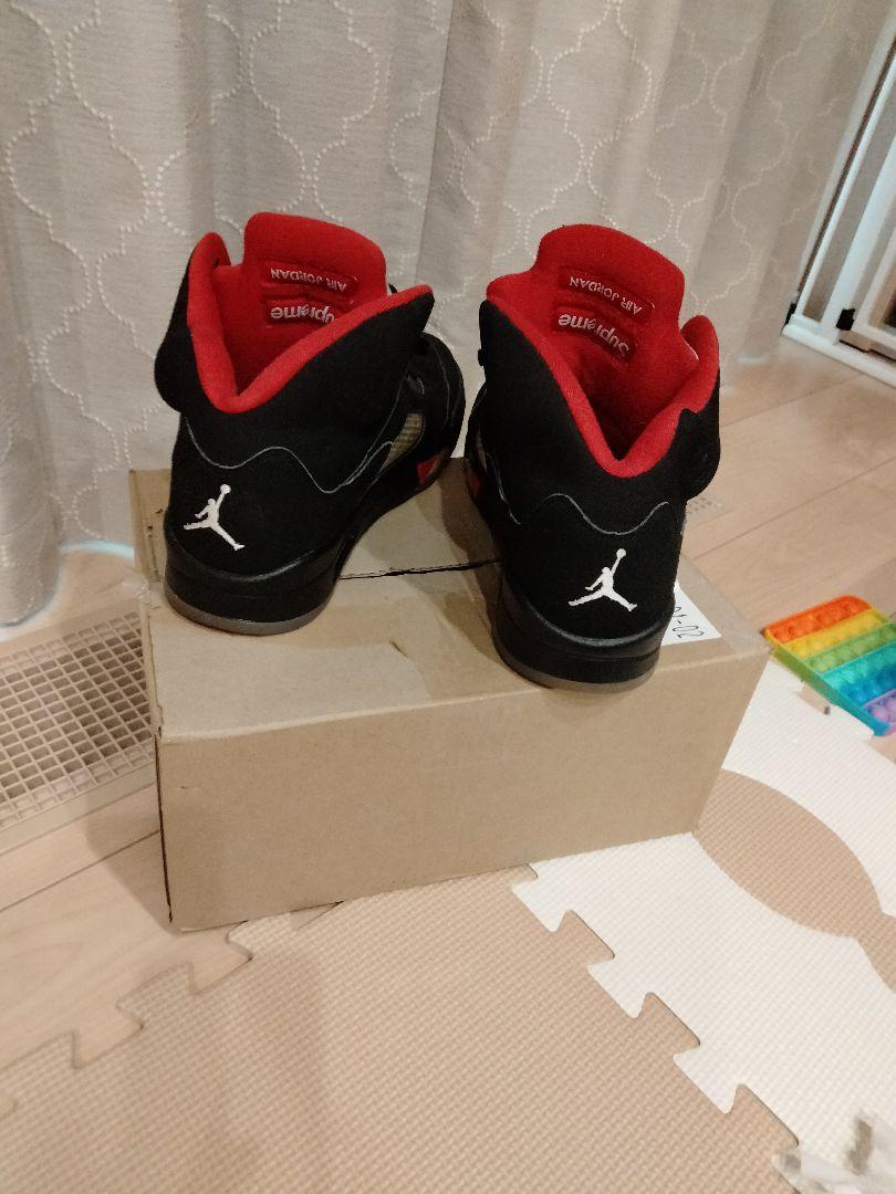 supreme Air Jordan 5 ブラック/レッド 28センチ supreme Air Jordan 5 ブラック/レッド 28センチ - メルカリ