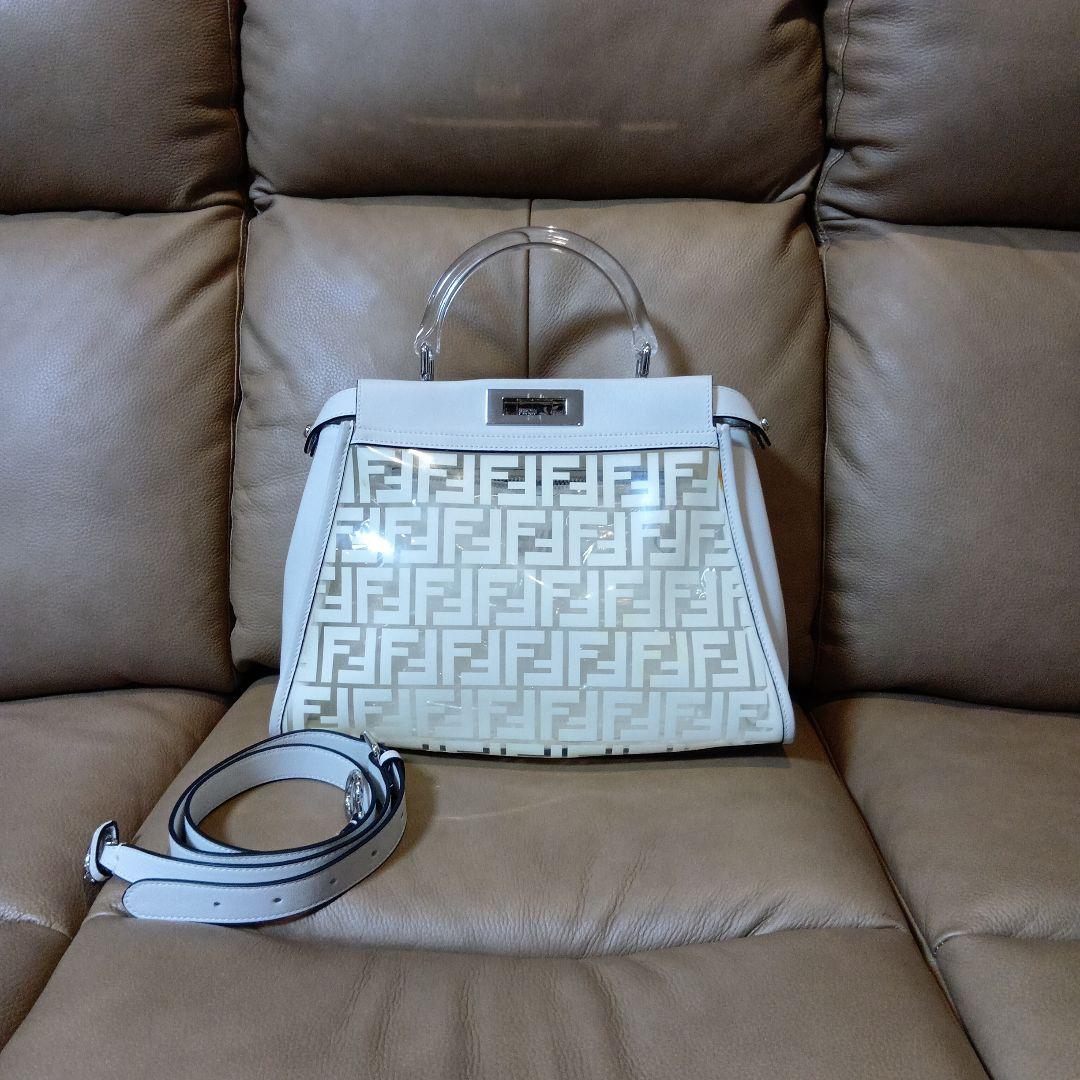 希少　正規品　2way　FENDI　ズッカ　ピーカブー　ホワイト