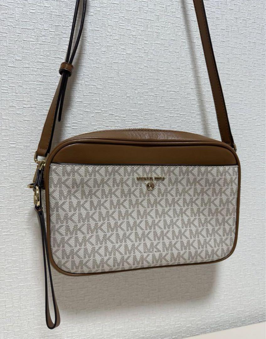最終値下げ★新品タグ付き★マイケルコース★定価１０万８９００円。メルカリ便 新品 MICHEAL KORS マイケルコース 定価41,800円 財布 - メルカリ