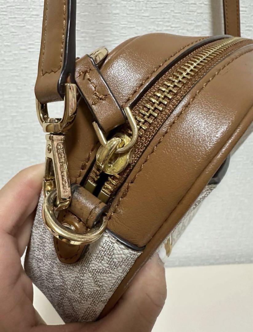 最終値下げ★新品タグ付き★マイケルコース★定価１０万８９００円。メルカリ便 新品 MICHEAL KORS マイケルコース 定価41,800円 財布 - メルカリ