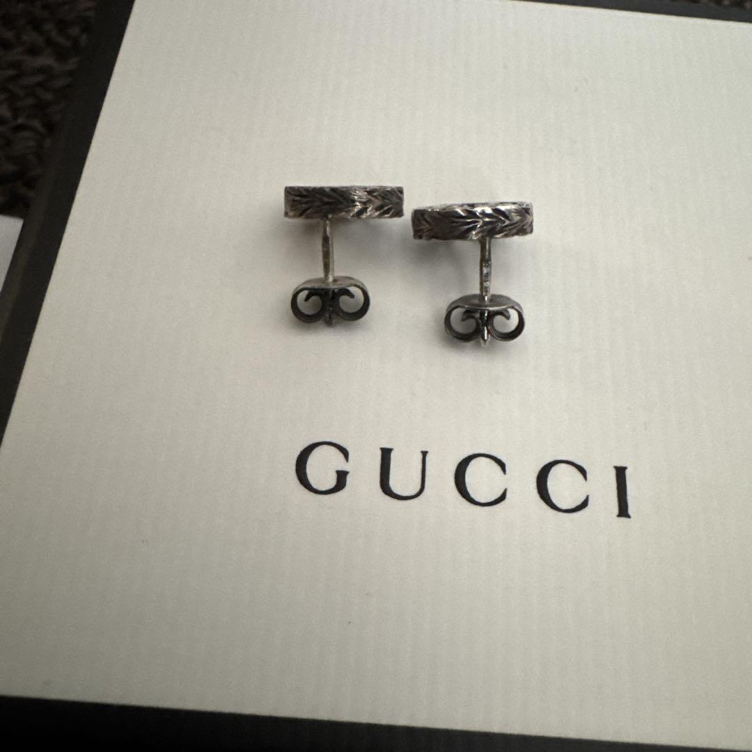 GUCCI グッチ ピアス シルバー