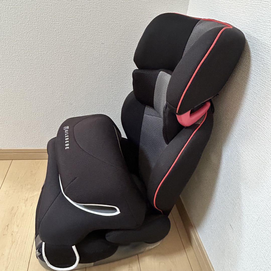 グレー