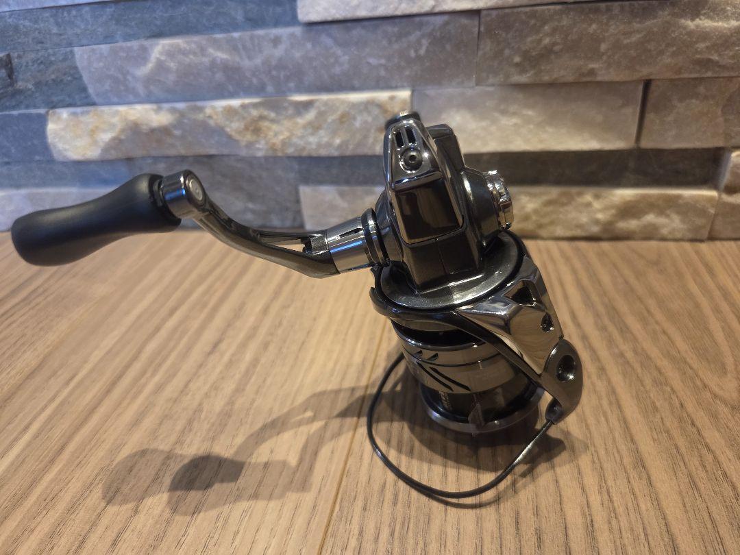 【美品】シマノ　21コンプレックス XR C2000 F4 シマノ(SHIMANO) 21 コンプレックス XR C2000F4 ☆セール特別