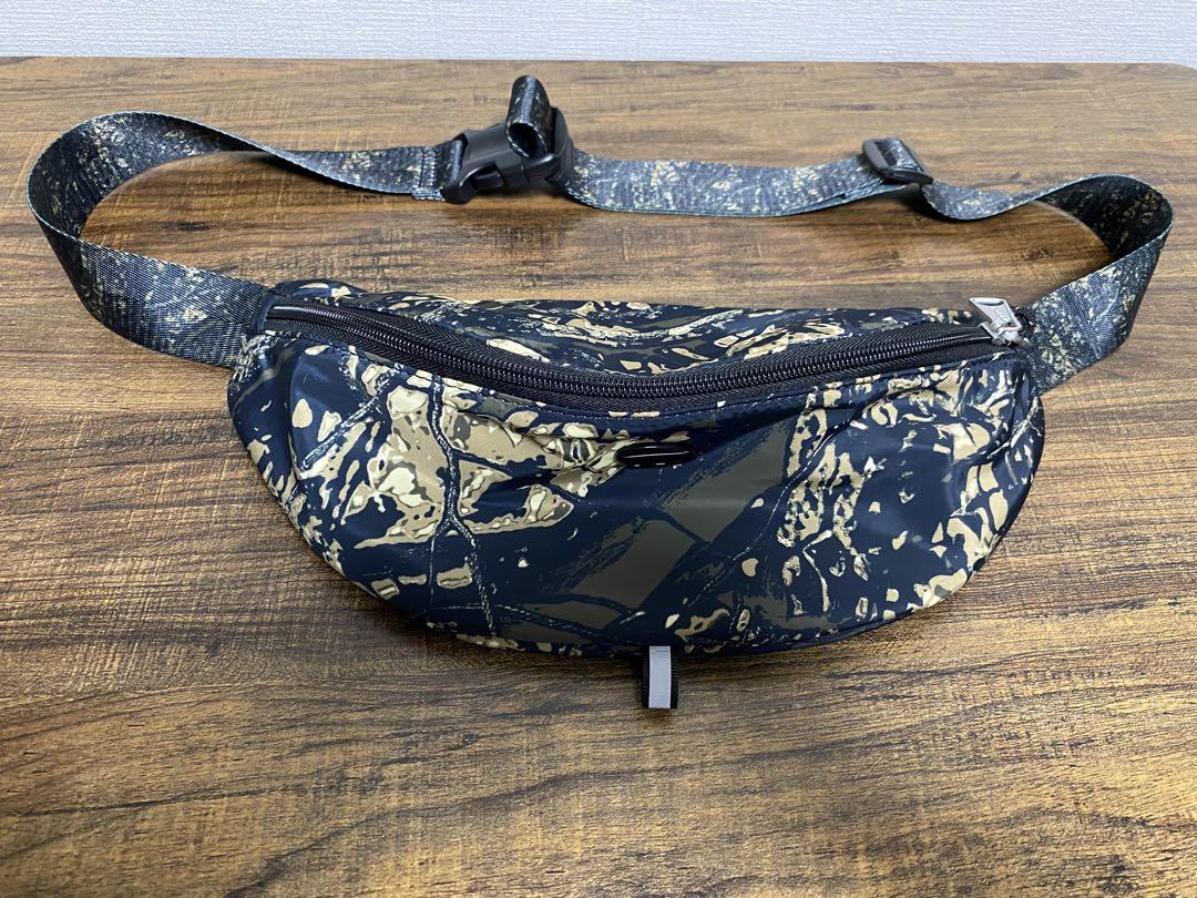 『DIESEL』D-Pack X ベルトバッグ D-PACK BELTBAG X D-Pack-Belt bag in satin-touch fabric