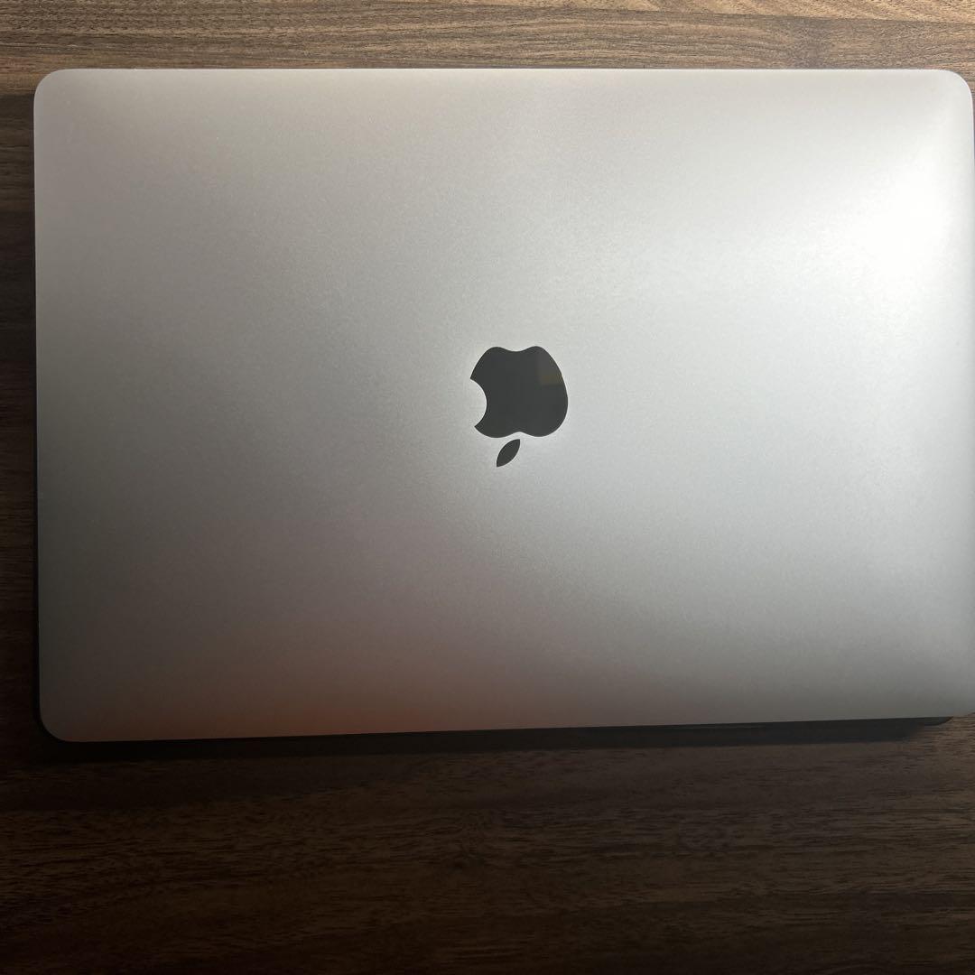 MacBook Air 13inch 8GB 256GB 2020モデル