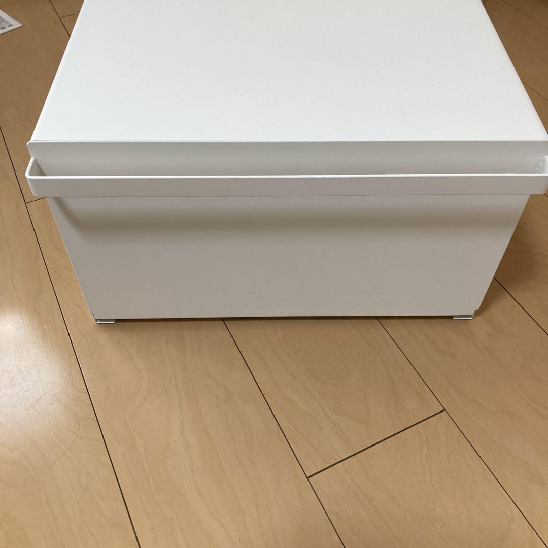 tower  ヤマザキブレッドケースタワー