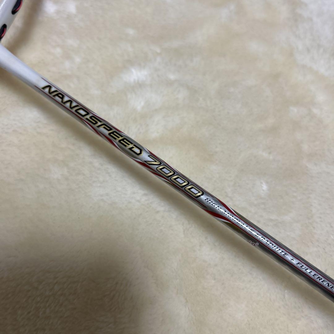 【美品】バドミントンラケット　YONEX ナノスピード7000