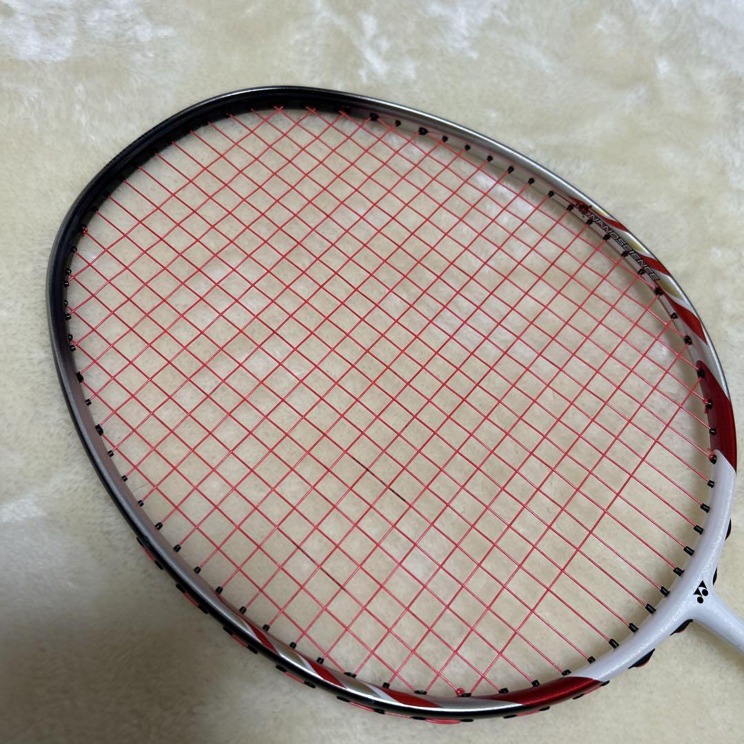 【美品】バドミントンラケット　YONEX ナノスピード7000