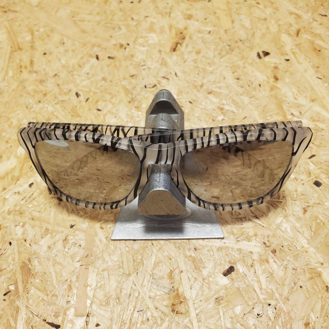 OAKLEY オークリー Flogskins ゼブラ