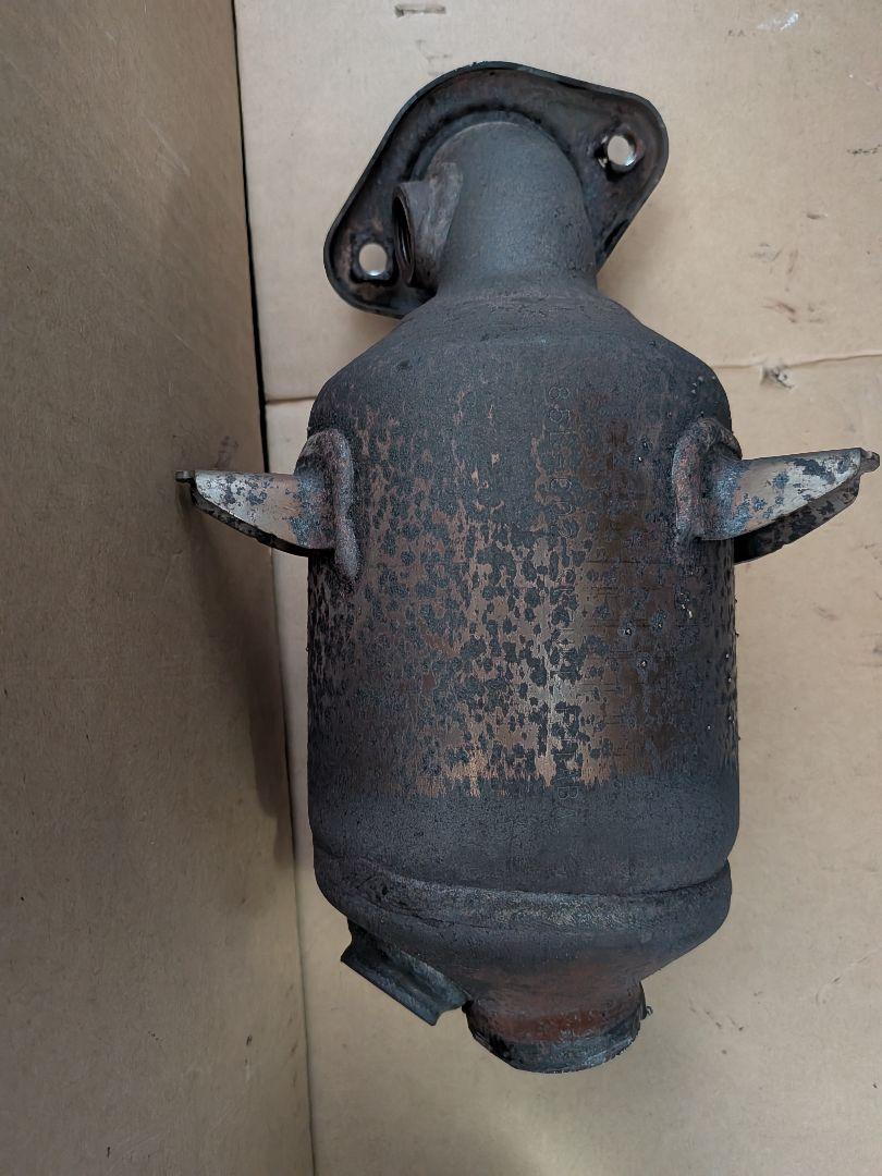 スズキ　エキマニ　カット部品　85L-CO2 MA15S K12B ソリオ