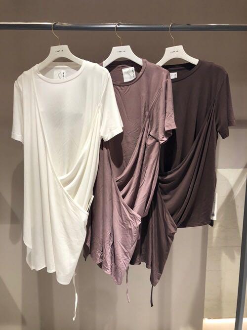 emmiyoga新品⭐️2点セット❣️ ウィンターフラワーレギンス&コラボTシャツ zED1k-m80521659449 超激得通販
