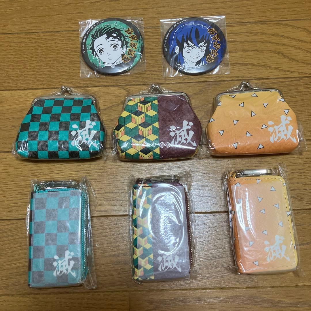 鬼滅の刃グッズ 鬼滅の刃 がま口 缶バッジ マルチケース 嘴平伊之助 冨岡義勇